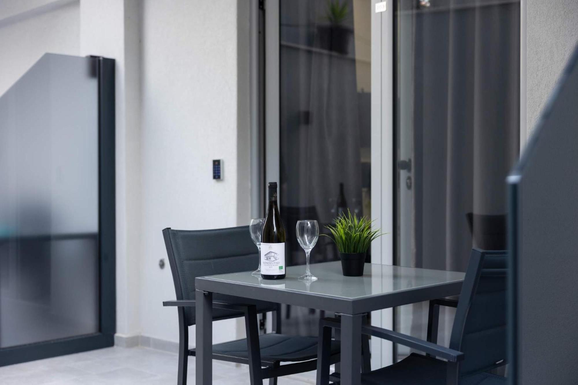 Avgerinos Apartments Поліхроно Екстер'єр фото