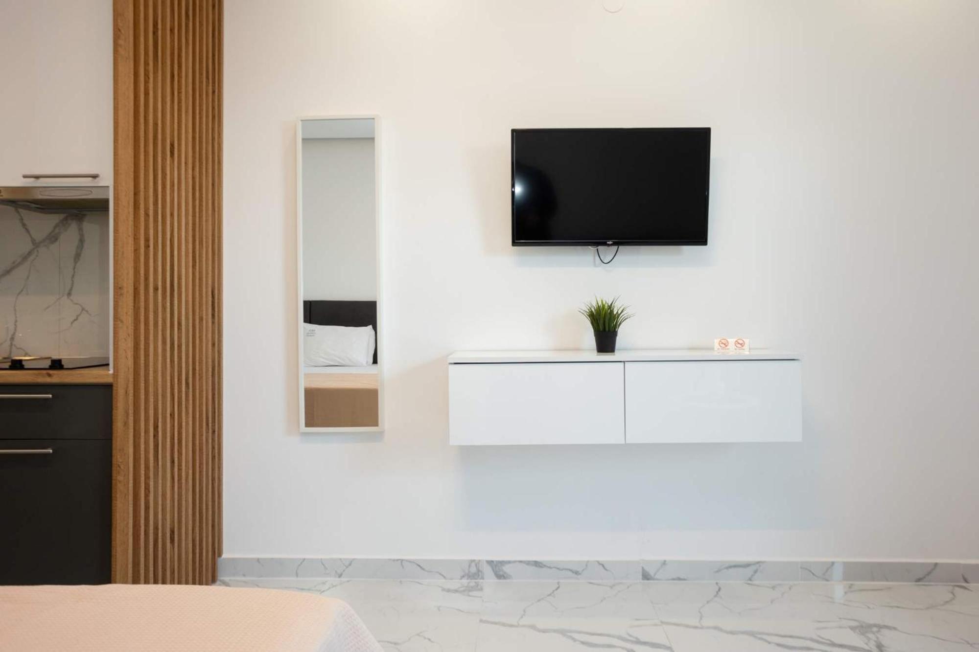 Avgerinos Apartments Поліхроно Екстер'єр фото